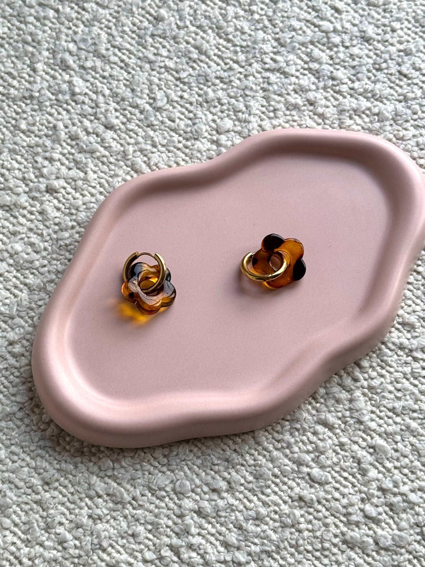 Boucles d'oreilles fleurs léopard