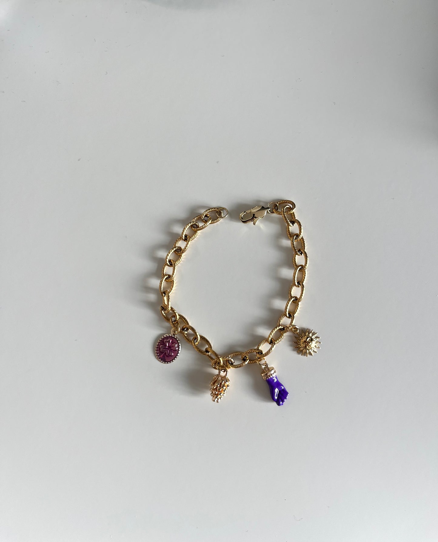 Bracelet main violette