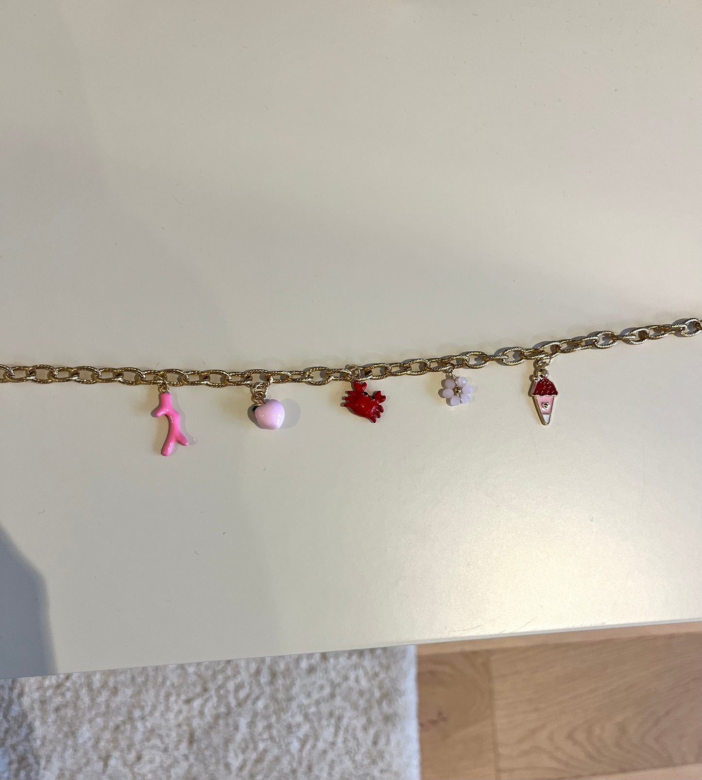Collier crabe rouge