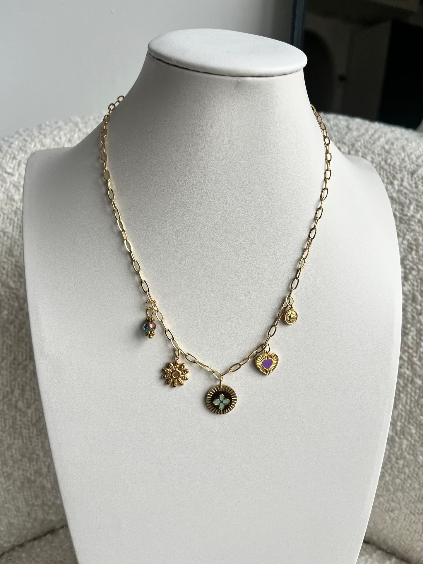 Collier fin étoile verte