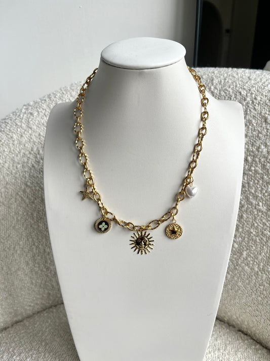 Collier étoile verte