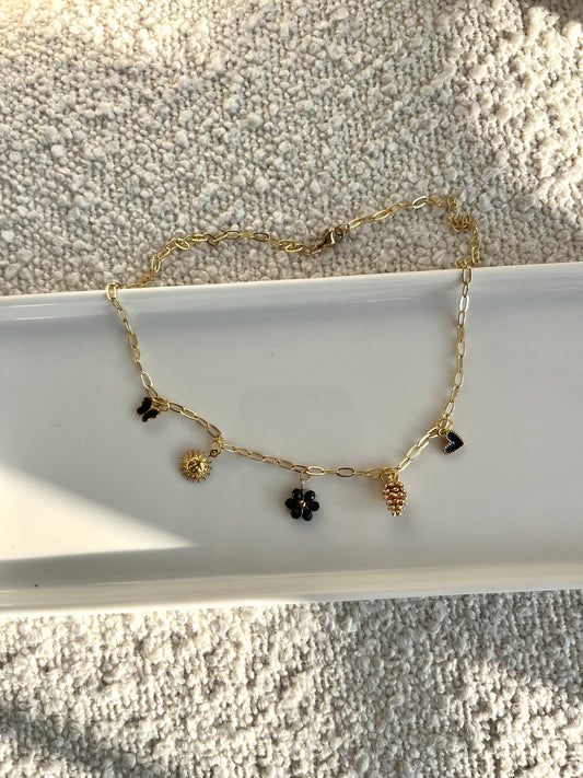 Collier fleur noire