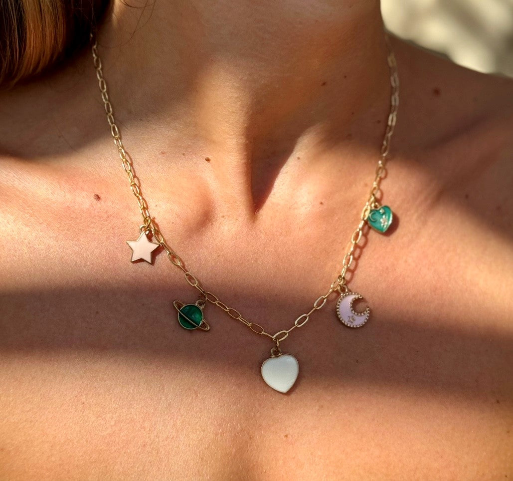 Collier Cosmic