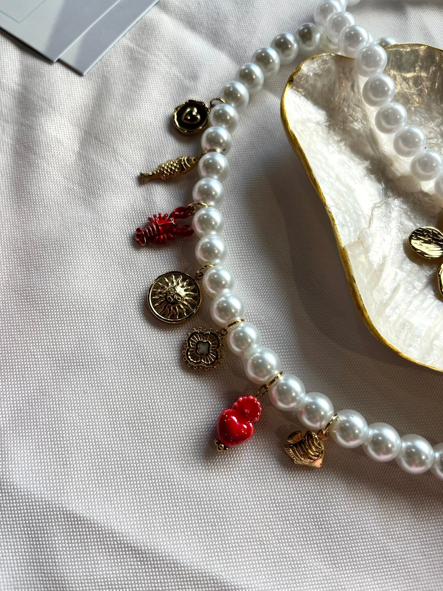 Collier en perles soleil