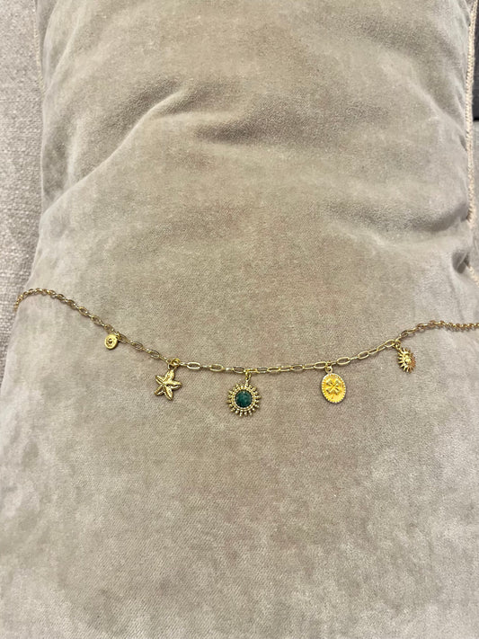 Collier soleil vert