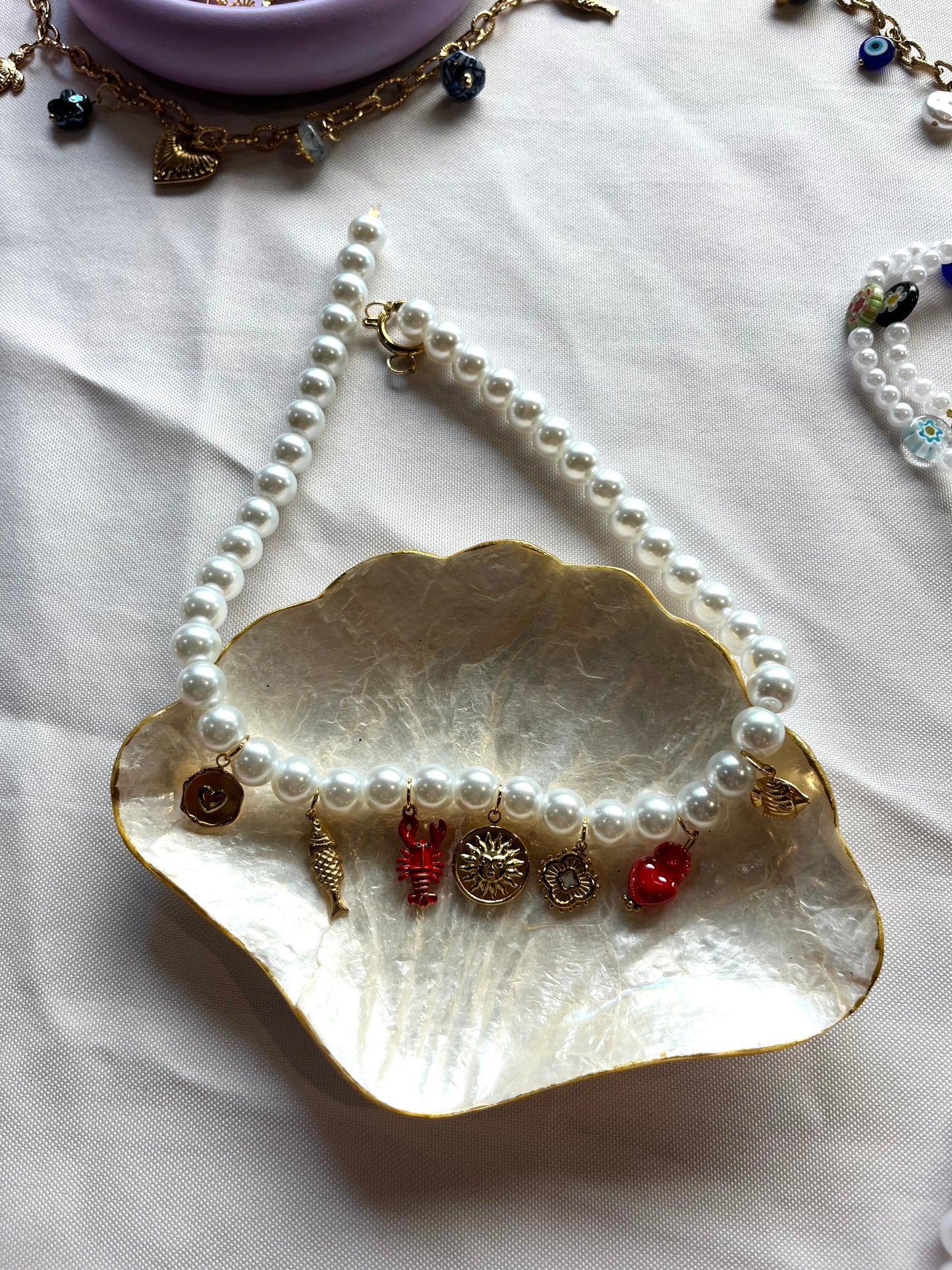 Collier en perles soleil